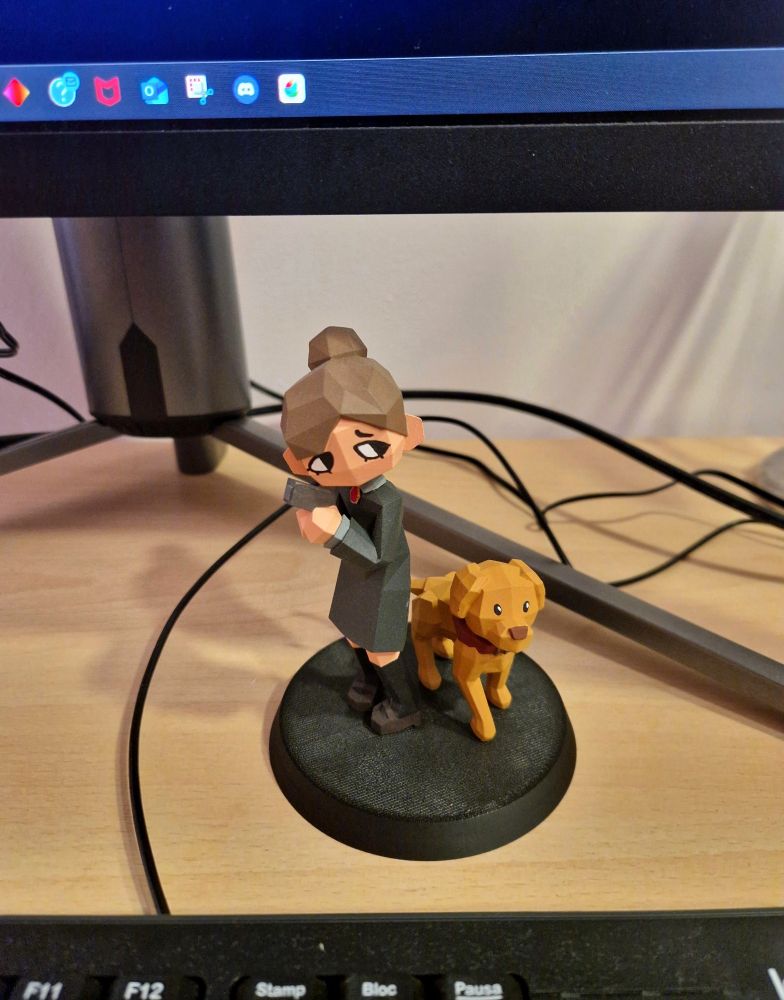 Rule of Rose Jennifer and Brown Chibi Low Poly statue by 3dimensionale_ & crtghost_ on twitter