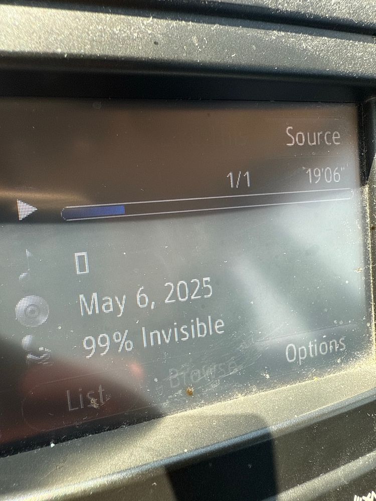 Car screen with a 99 pi episode that is just a box