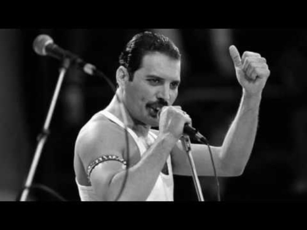 Queen - Mama (Freddie Mercury)