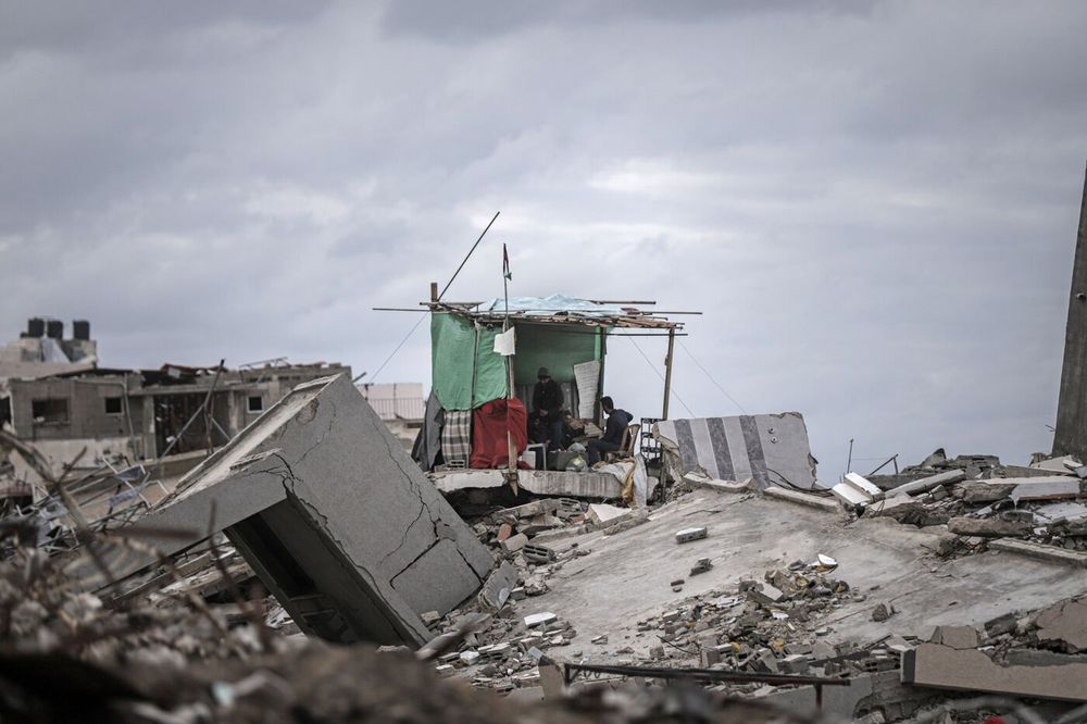 With 40% of structures still intact, Gazans have repopulated major cities with tents and tarpaulins