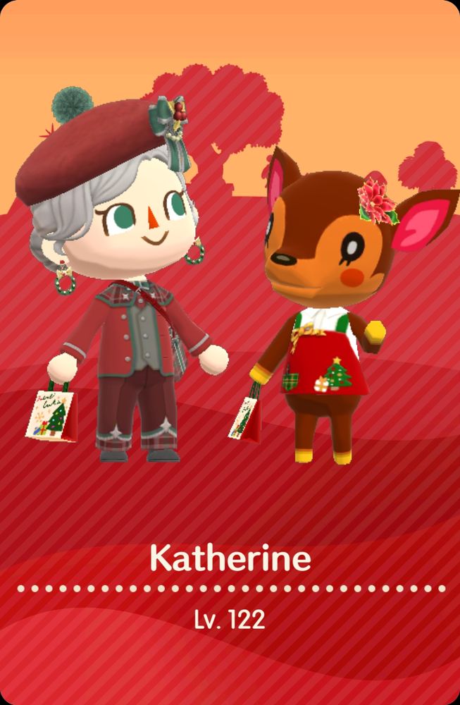 Camper in holidayoutfit posing with Fauna