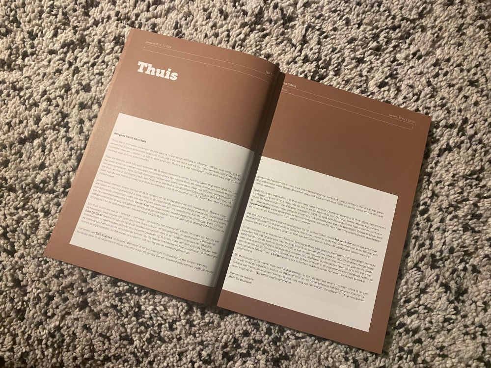 Foto van de inleiding van het nummer ("Nergens beter dan thuis" geschreven door Maite De Beukeleer). De tekst is te lang om als alt-tekst toe te voegen, maar stuur gerust een berichtje als je het wil lezen.