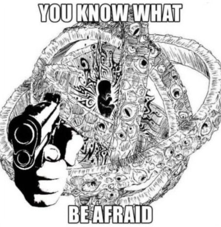 Imagem de um anjo biblicamente acurado, formado de vários círculos concêntricos com olhos. Da imagem sai uma mão segurando uma arma, apontando para a frente. Em inglês, lê-se a frase: "Quer saber? Tenha medo".