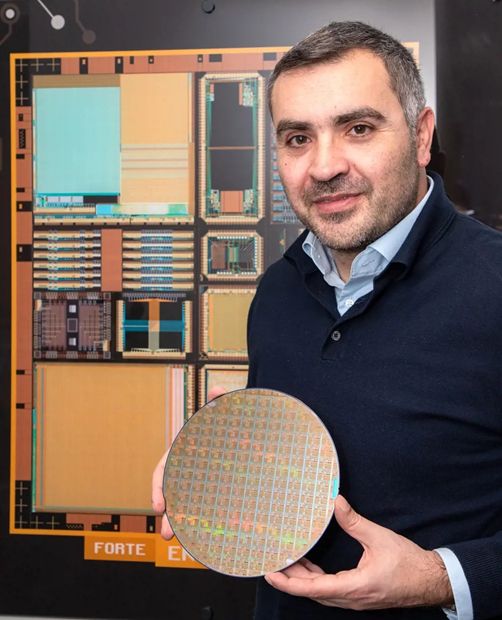 Picture of Professor Themis Prodromakis with Prodromakis' group design memristor devices that work with conventional CMOS processes