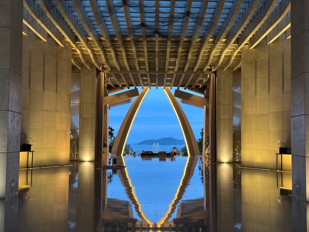 Mangrove Tree Hotel lobby @ Haitang Bay, Sanya 