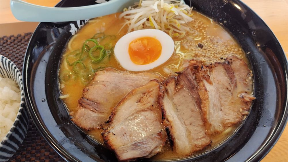 味噌ラーメン！美味かったぞー