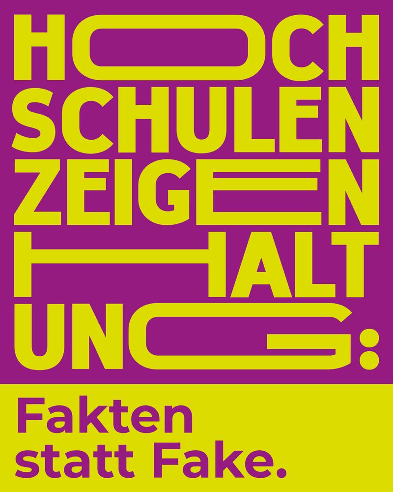 gelbe Schrift auf lila Hintergrund: Hochschulen zeigen Haltung: Fakten statt Fake. 