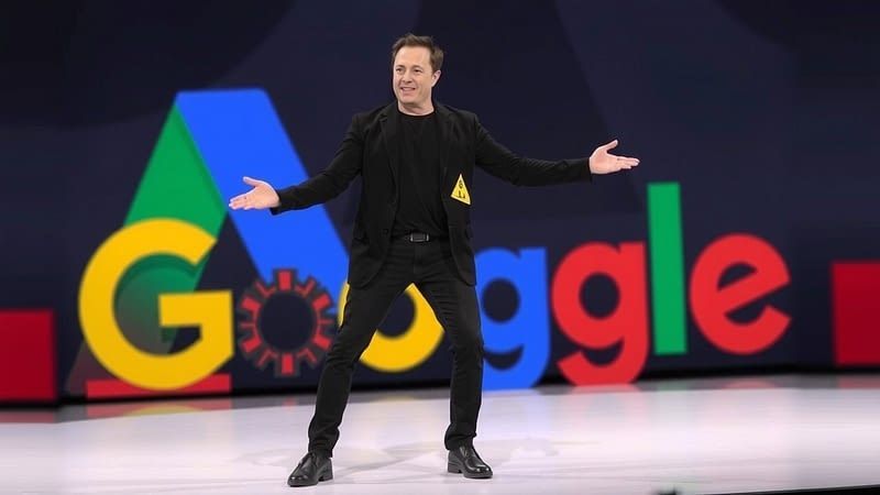 Elon Musk says Google has the best shot at being the leader in AI