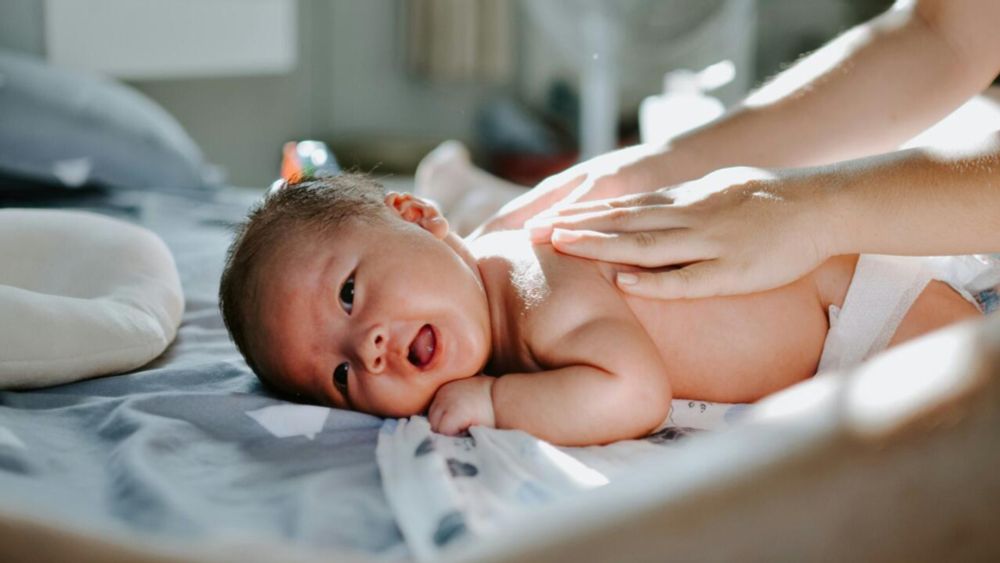 Démographie: en Europe, les femmes accouchent de plus en plus tard de leur premier enfant