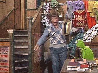 Mark Hammill doing a vaudeville dance entrance