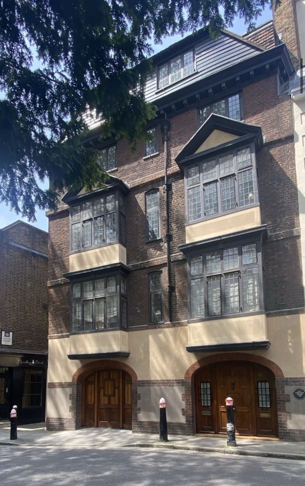 Picture of a 17th century town house 