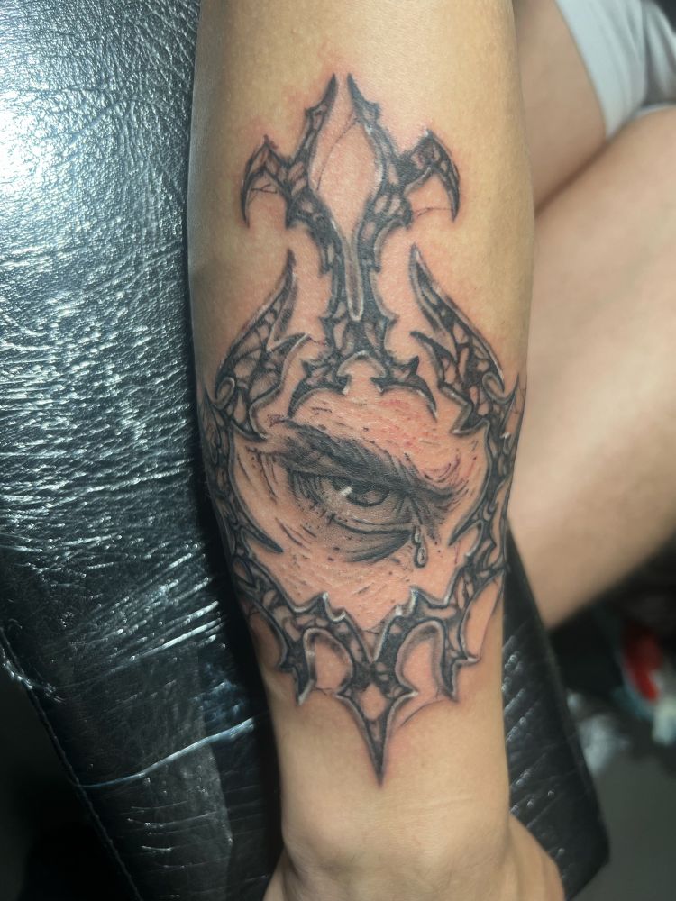 Tattoo olho anjo caído