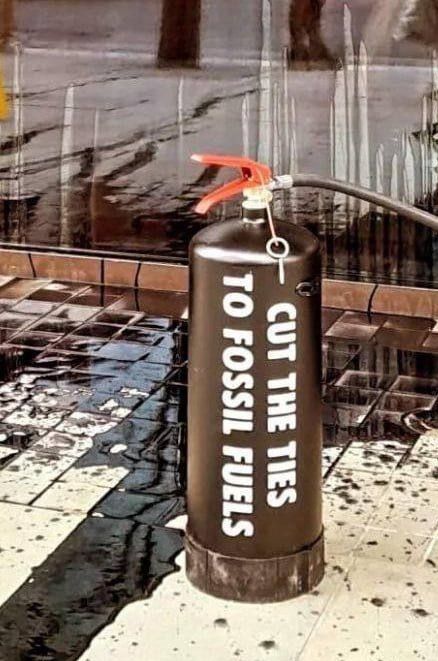 Cut the ties to fossil fuels