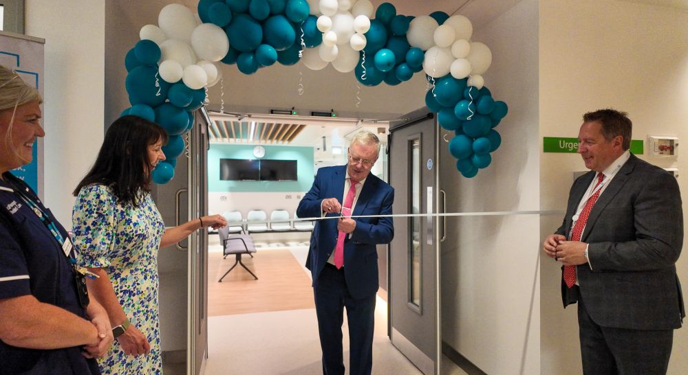 A picture of Maggie Magowan, Interim Clinical Manager, Unscheduled Care, South Eastern Health & Social Care Trust (SEHSCT); Roisin Coulter, Chief Executive, SEHSCT; Health Minister Mike Nesbitt and Jonathan Patton, Chairman, SEHSCT at the opening of the new Ulster Hospital Urgent Care Centre.