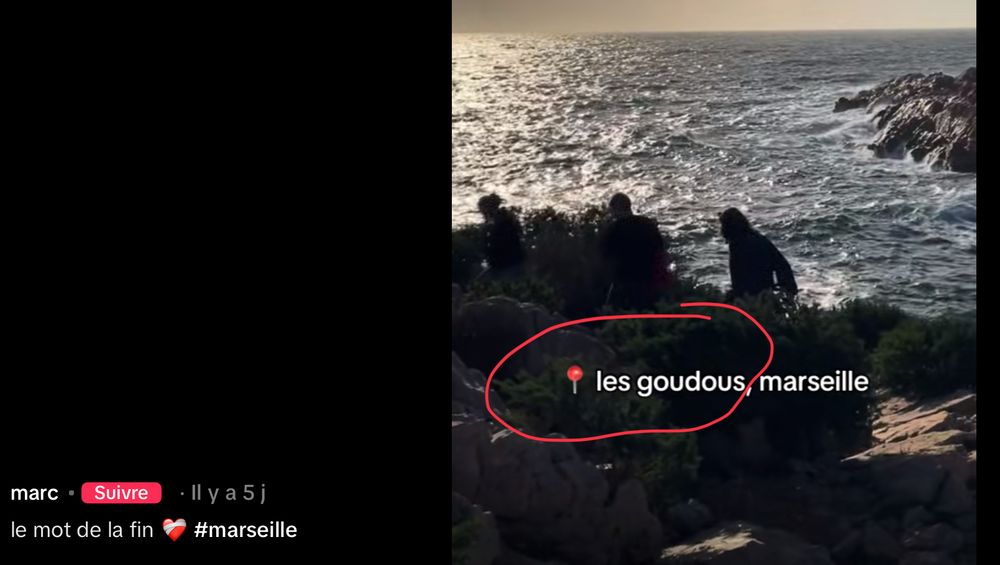 Photo des Goudes (quartier de Marseille) avec la mention « les goudous, Marseille »