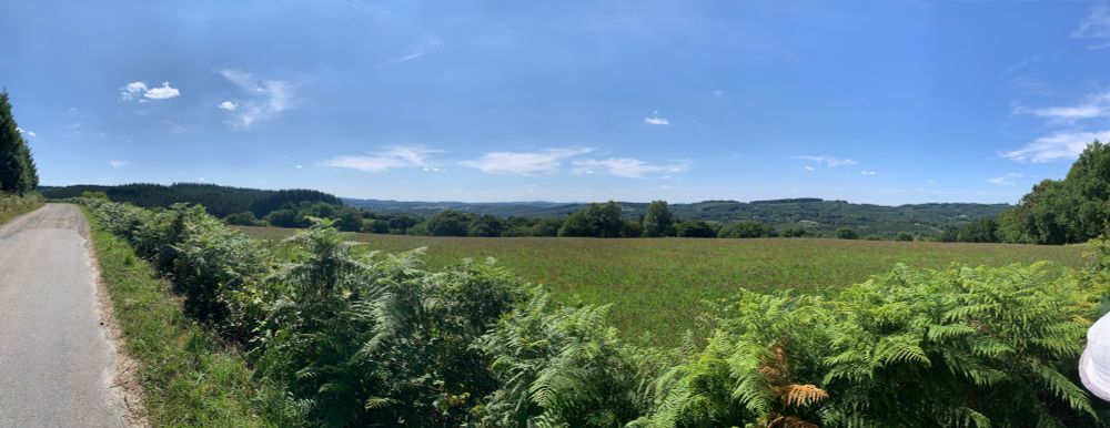 Vu d’au dessus de Tarnac (photo panoramique)