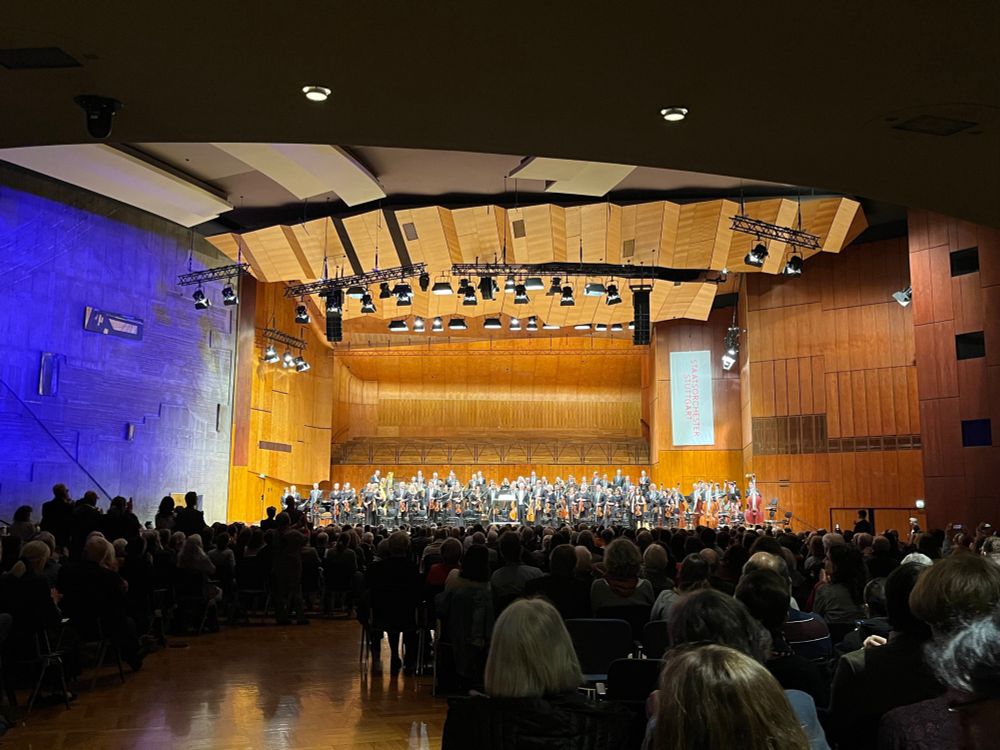 Curtain call of the concert