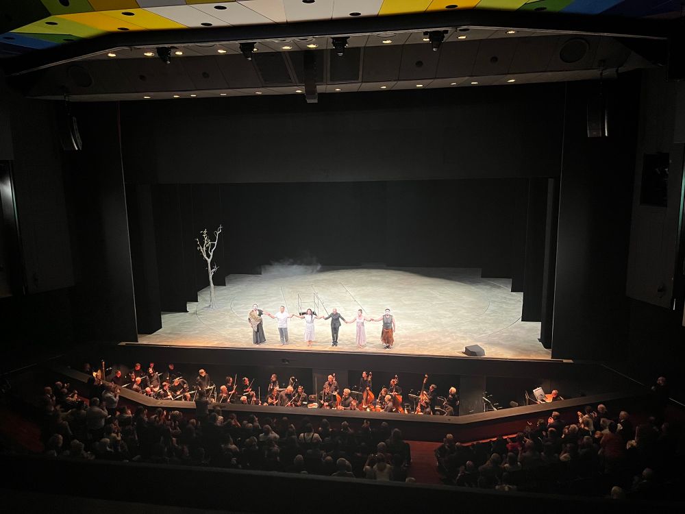Curtain call of Aida (there was another one after the first half with more artists) 