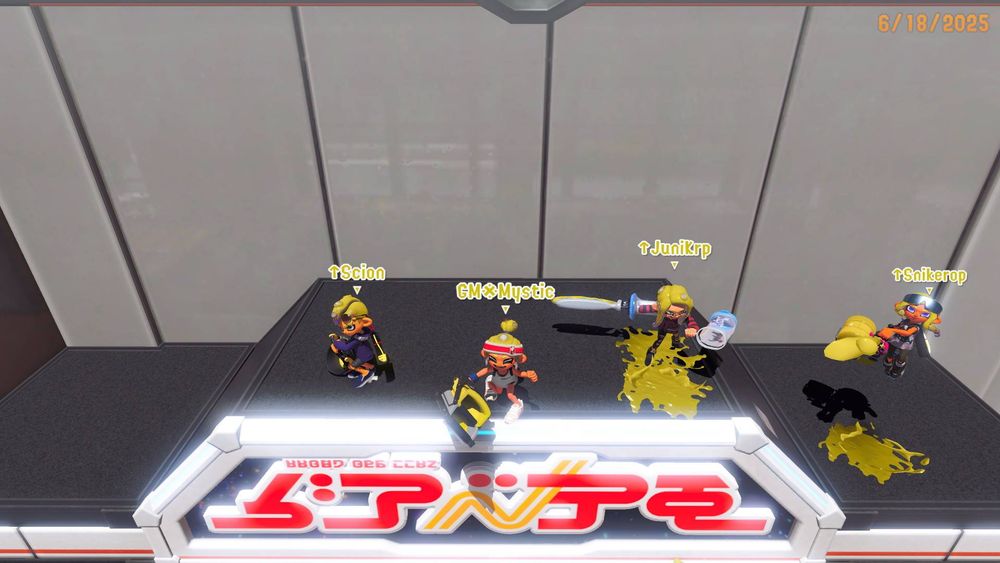 Upcurrent + Mystic on Robo ROM-en (above shot on the top right uninkable only accessible from spawn)

Left to right
Scion turning
Mystic booyahing
Juni waving a decav
Sniker firing at the camera