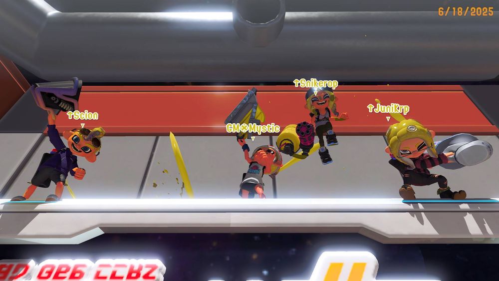 Upcurrent + Mystic on Robo ROM-en (below show on the top right uninkable only accessible from spawn)

Left to right
Scion spinning a slosher
Mystic spinning a dread wringer
Sniker jumping with heavy and "booyahing"
Juni about to kill the camera with a decav