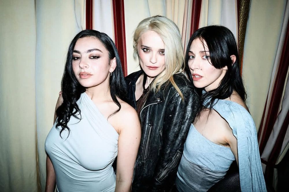 Charli XCX, Sky Ferreira, Caroline Polachek 