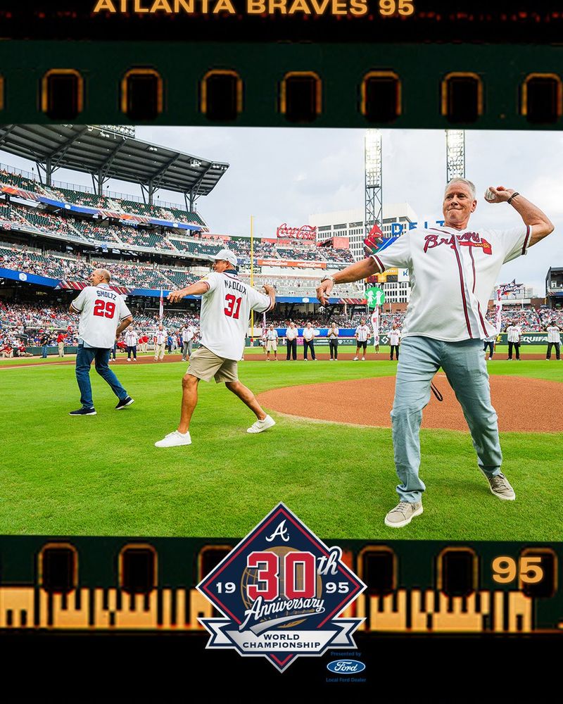 John Smoltz, Greg Maddux and Tom Glavine all throw out the first pitch before tonight' game. 