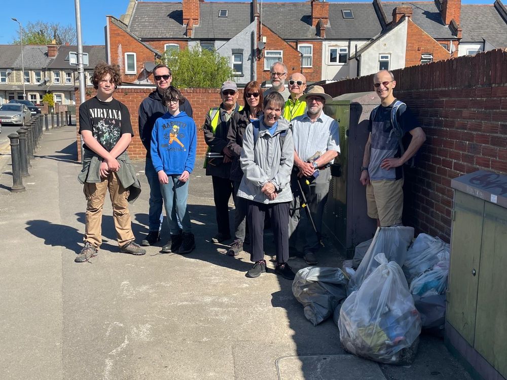 Keep Caversham Tidy volunteers group photo