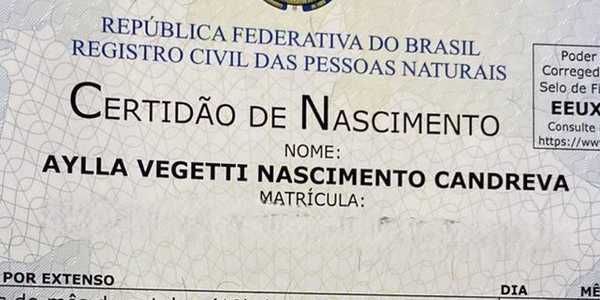 Torcedor coloca Vegetti no nome da filha e se emociona: "Ele sangra pelo Vasco, me identifico muito"