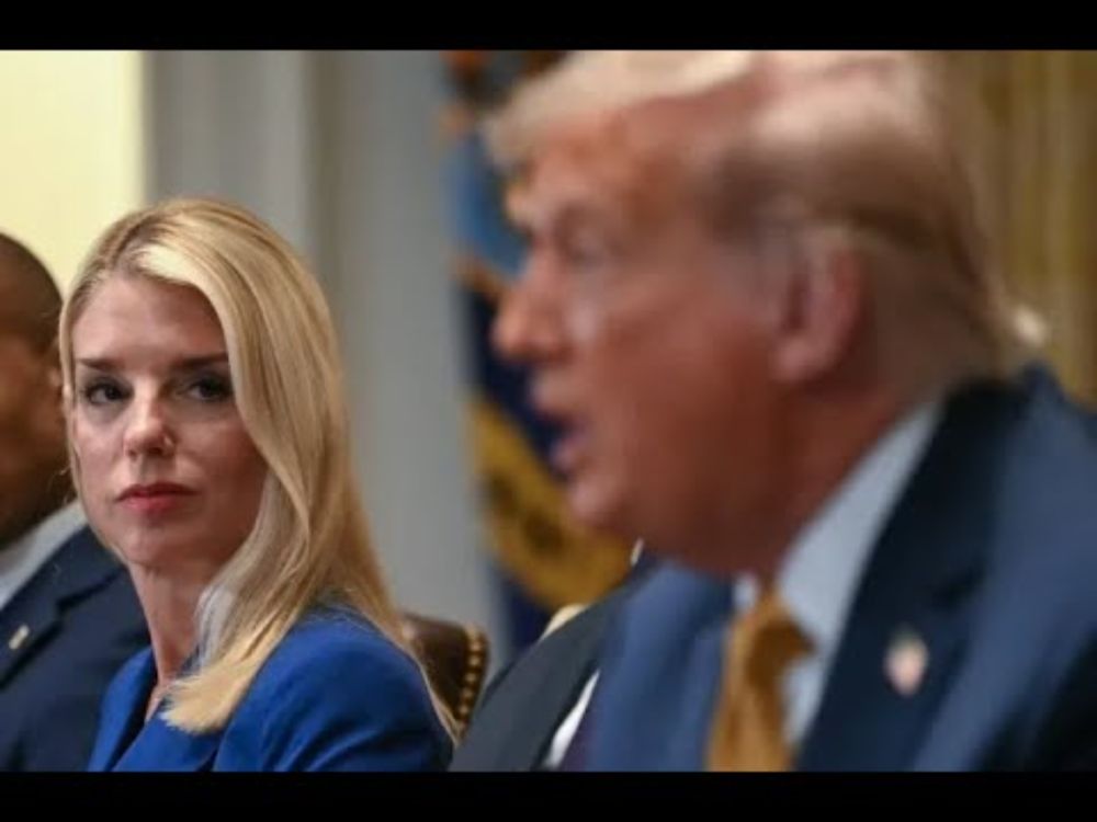“Five alarm fire!” Bondi pulls bombshell stunt ahead of midterms