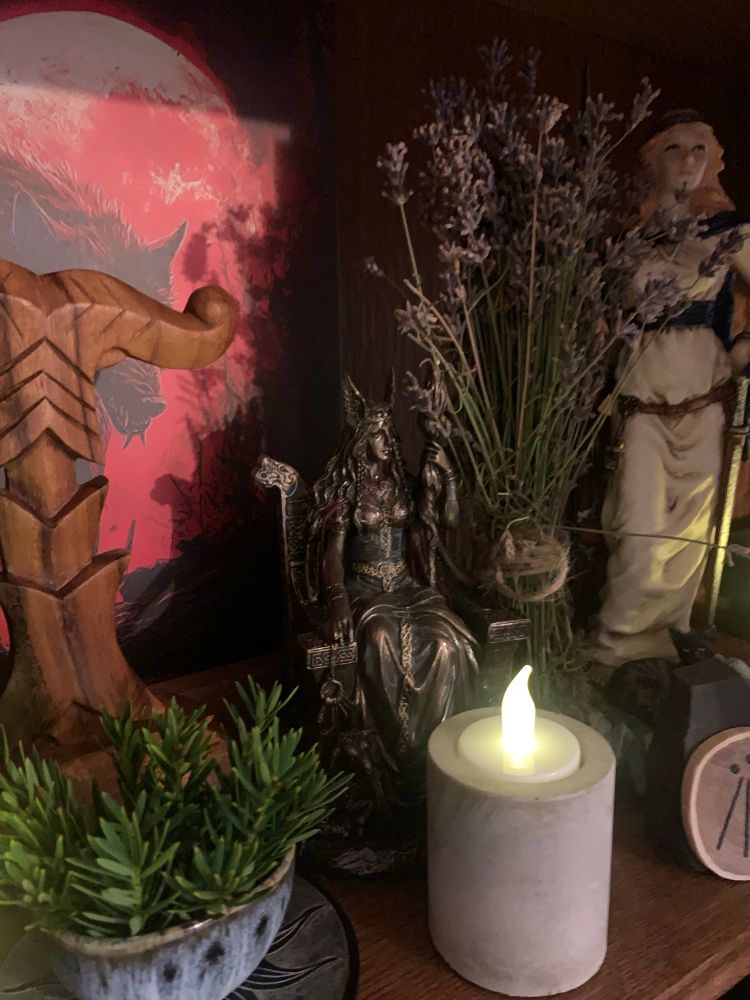 Pagan altar with Freya and Frigg statuettes 