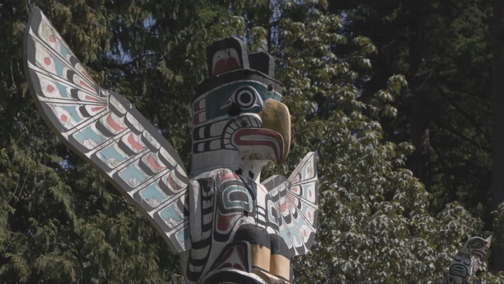 Iconic Stanley Park totem pole moved to museum for restoration work