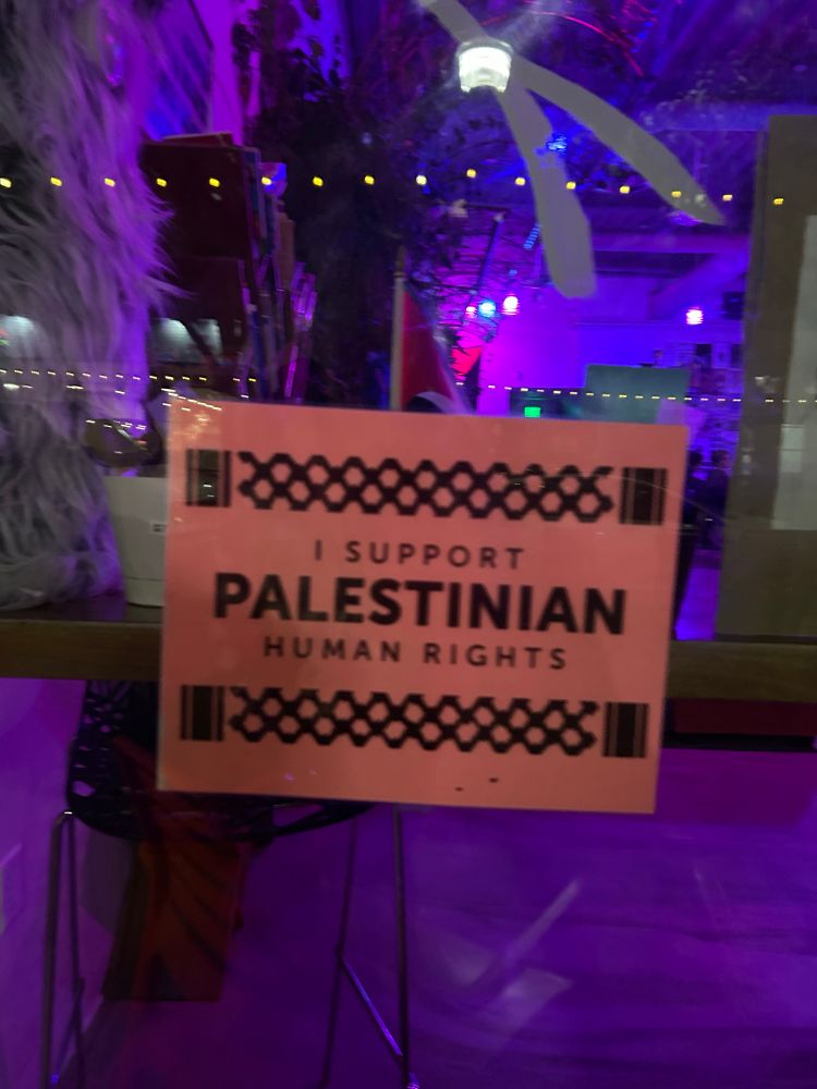I SUPPORT
PALESTINIAN
HUMAN RIGHTS