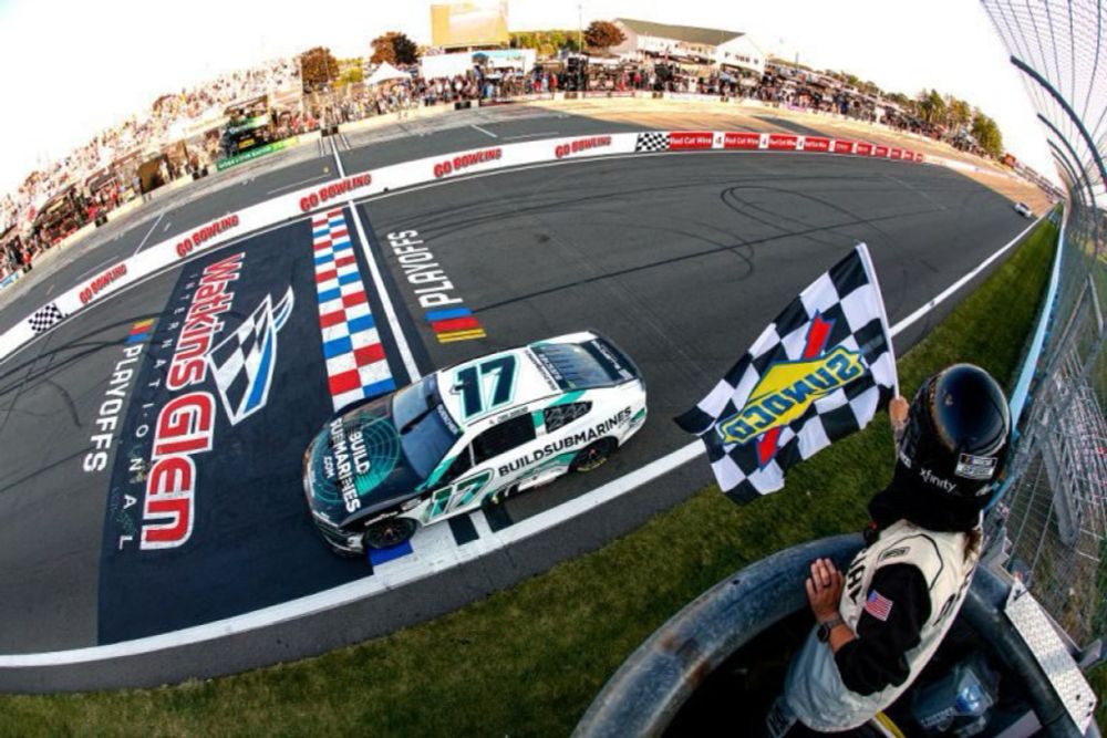 Chris Buescher vence em Watkins Glen ao superar Shane Van Gisbergen • BP • Boletim do Paddock • O lado nerd do automobilismo