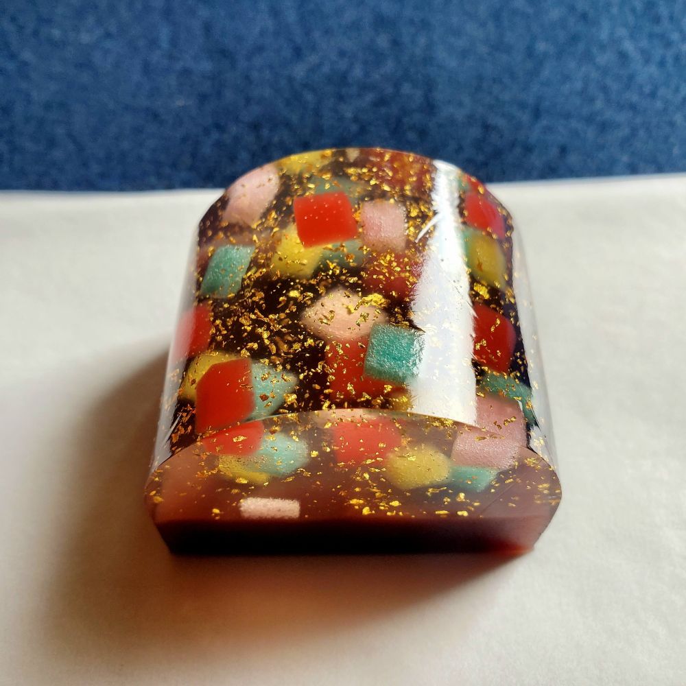 A jellied sweet with flecks of gold and coloured squares of yokan. Perfect for the season of fireworks.
