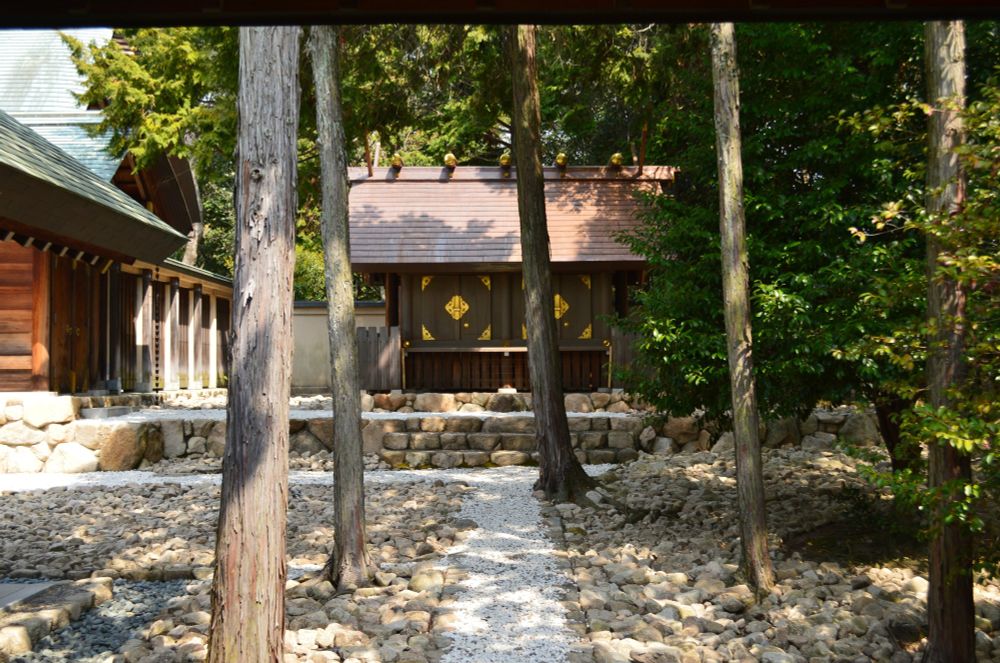 Hirota-jinja in Nishinomiya.