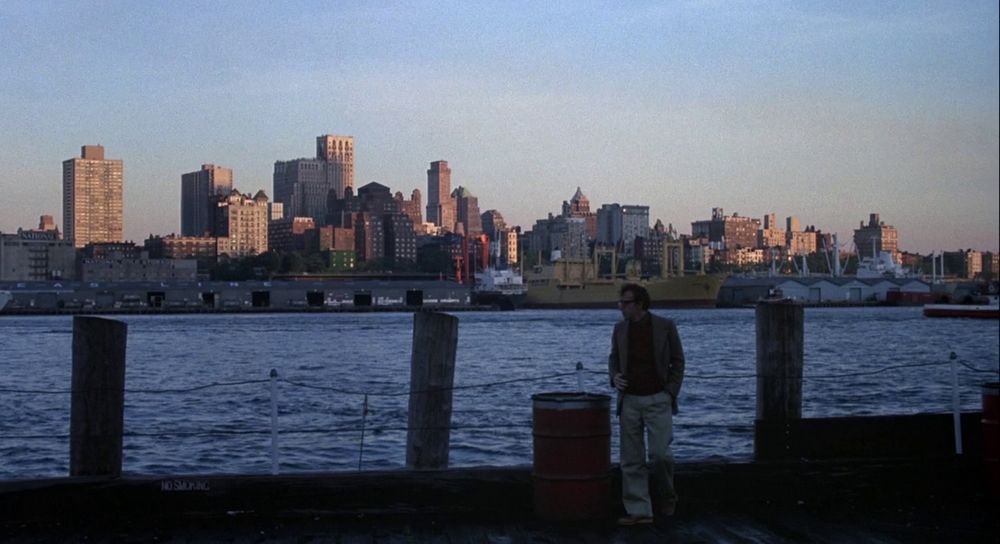 📽️ Annie Hall  (1977)

Dir: Woody Allen
