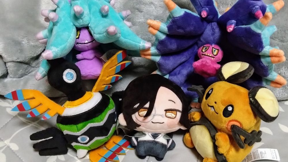 デデンネ、シンボラー、ヒドイデ、ドヒドイデのポケモンfit（ぬいぐるみ）と、シェリンのぬいぐるみ