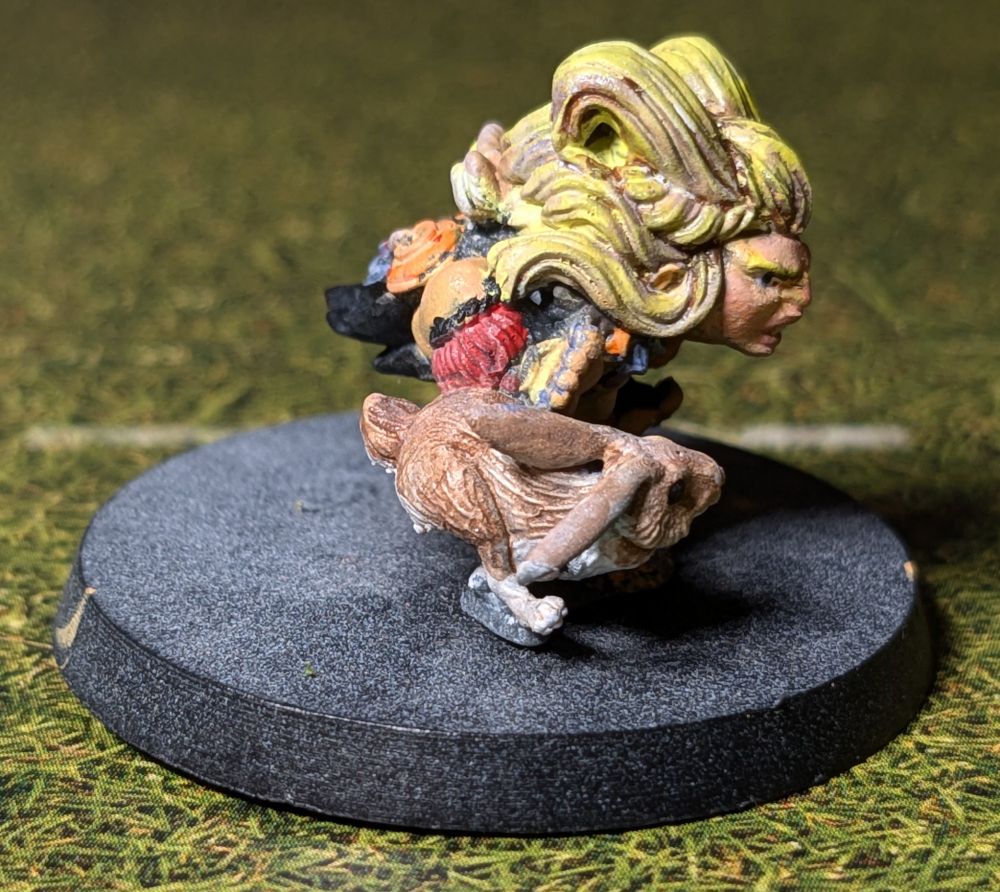 Right side view of the same mini.