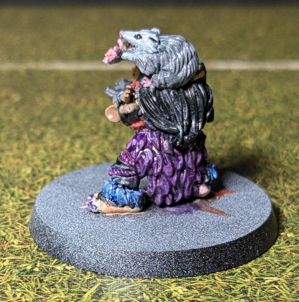 Left side view of the same mini.