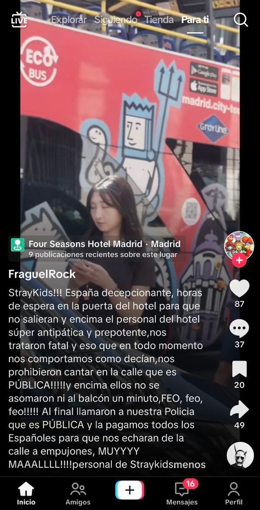 Una captura de pantalla de un Tiktok en el que el usuario se queja de que Stray Kids no salieron a saludar cuando fueron a acorsarlos al hotel y que encima les mandaron a la policía. LA DESFACHATEZ SABES