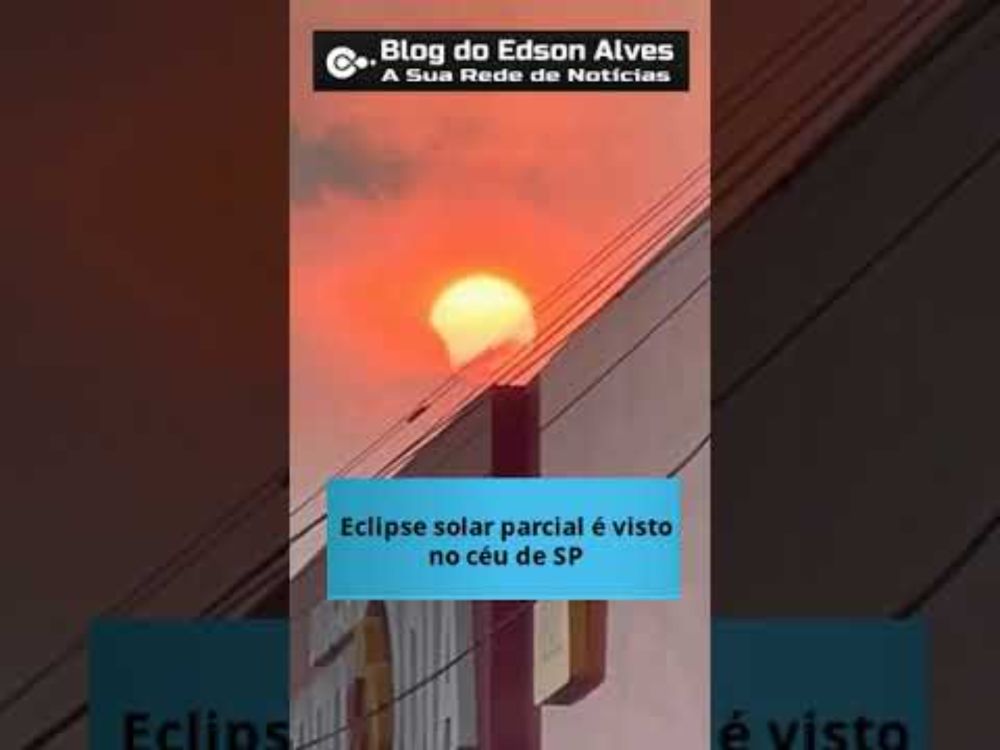 Eclipse solar parcial é visto no céu de SP #shorts #eclipse