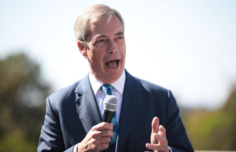 Nigel Farage Goes on Pro-Fossil Fuel Rant at Fundraiser for Climate Denial Group