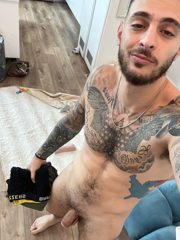 Naked selfie fresh out of the shower, walking around the house 