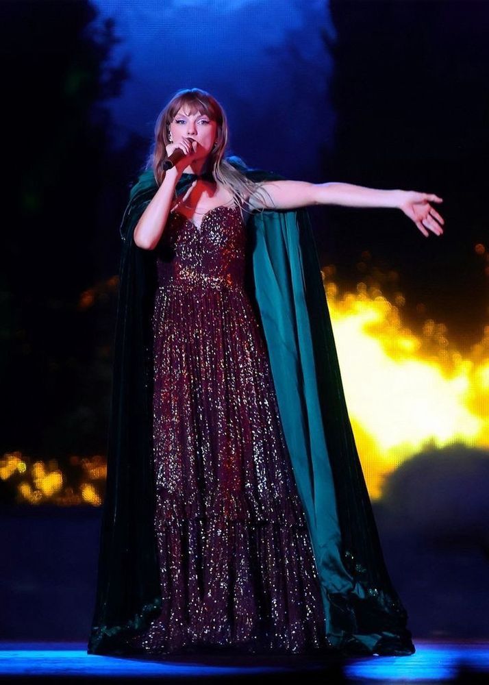 Taylor swift bronze dress with willow cape for evermore set