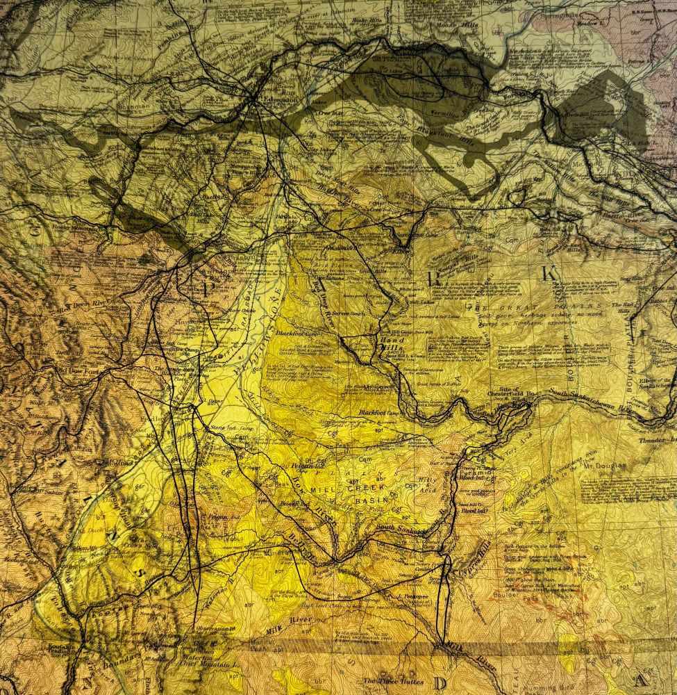 #30DayMapChallenge Day 11 #MinimalMap
2 #Maps + 1 #LightTable 

General map of the routes in British North America explored by the expedition under Captain Palliser during the years 1857, 1858, 1859, 1860 - compiled from the Observations and Reports of Captain Palliser and his Officers, including the Maps constructed by Dr. Hector, and other authentic documents #Mylar
https://archive.org/details/WCW_M000367/

Economic Geology [1:250000]. 1894 Geological Atlas of the US Livingston Folio, Montana #Paper

Hamilton Light Table #Light