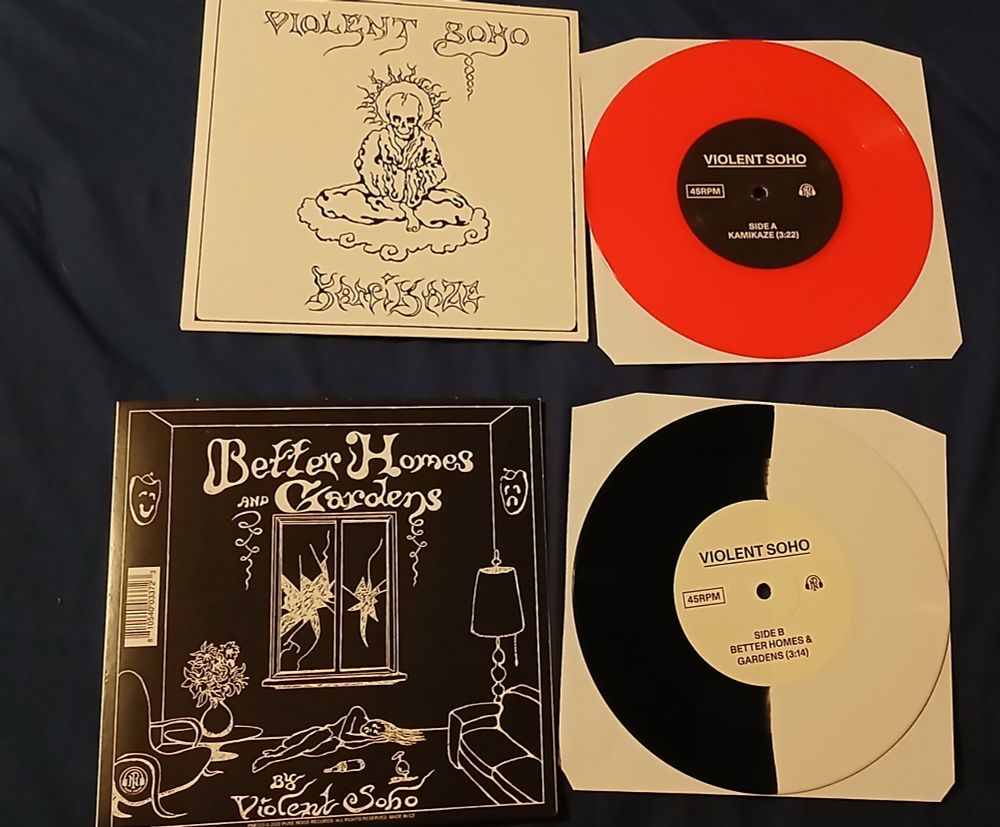 Violent Soho - Kamikaze / Better Homes & Gardens (Neon Pink) [7"]

Violent Soho - Kamikaze / Better Homes & Gardens (B/W) [7"]

