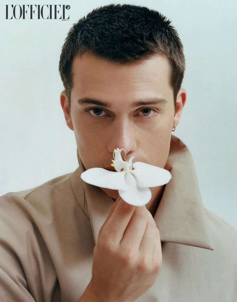 Nicholas Galitzine for L’Officiel USA,  Fall 2023. Photos by Lea Winkler. 