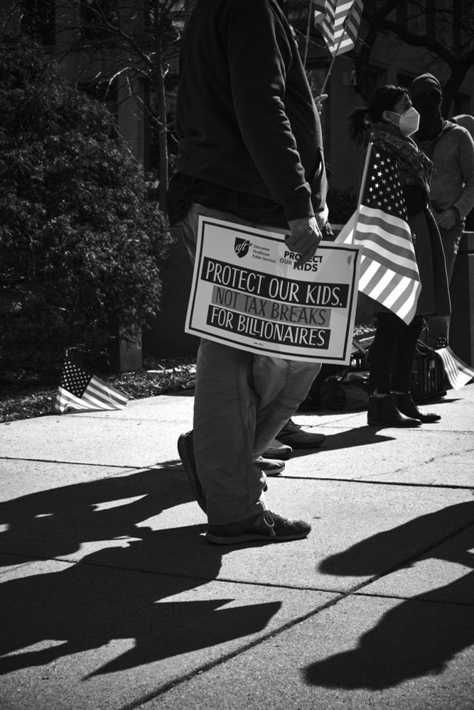Protect our kids, not tax breaks for billionaires 