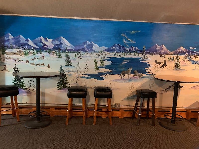 RJ's Lounge