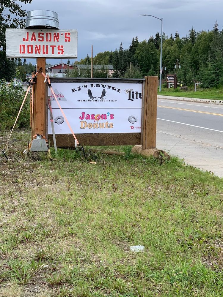 RJ's Lounge